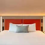 מלון Courtyard By Marriott Paris Denis 4*