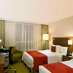 Courtyard By Marriott Paris Denis