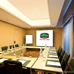 Courtyard By Marriott Paris Denis 4* Σαιν-Ντενί