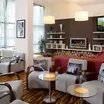 Courtyard By Marriott Paris Denis סן-דני