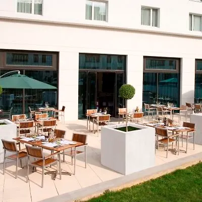 Courtyard By Marriott Paris Denis 4*
