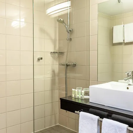 Courtyard By Marriott Paris Denis Hotell 4*