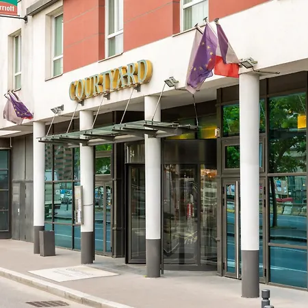 Hotell Courtyard By Marriott Paris Denis