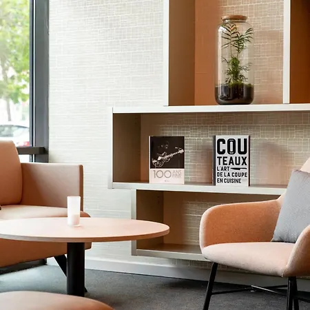 Hotel Courtyard By Marriott Paris Denis 4*
