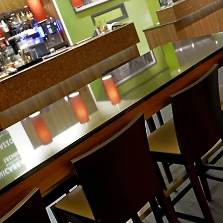 Hotell Courtyard By Marriott Paris Denis Saint-Denis (Seine-Saint-Denis)