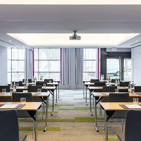 Courtyard By Marriott Paris Denis 4* Saint-Denis (Seine-Saint-Denis)