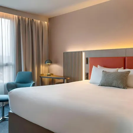 Hotel Courtyard By Marriott Paris Denis 4*