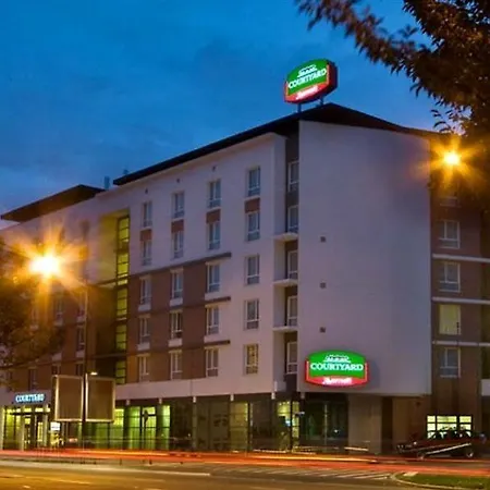 Courtyard By Marriott Paris Denis Saint-Denis (Seine-Saint-Denis)
