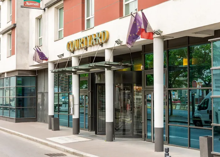 Hotel Courtyard By Marriott Paris Denis