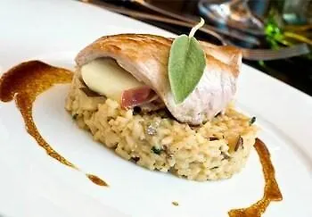 Courtyard By Marriott Paris Denis Hotel Saint-Denis (Seine-Saint-Denis)