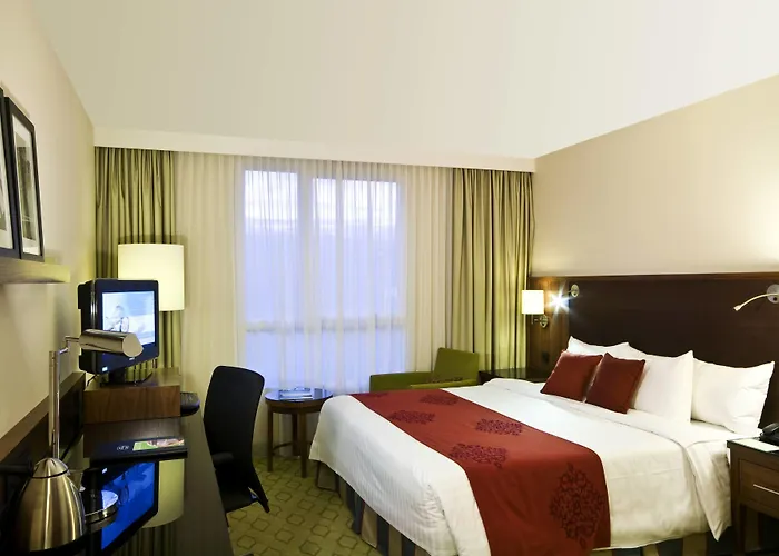 Courtyard By Marriott Paris Denis Hotel 4*