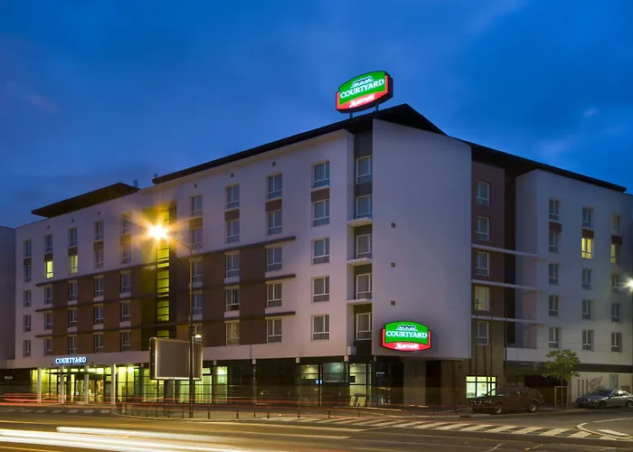 Courtyard By Marriott Paris Denis