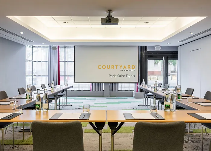 Courtyard By Marriott Paris Denis Hotel Saint-Denis (Seine-Saint-Denis)