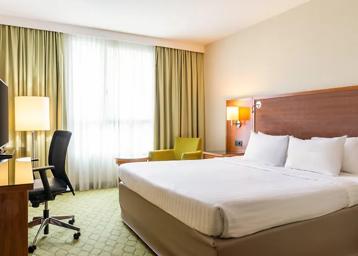 Courtyard By Marriott Paris Denis Saint-Denis (Seine-Saint-Denis)