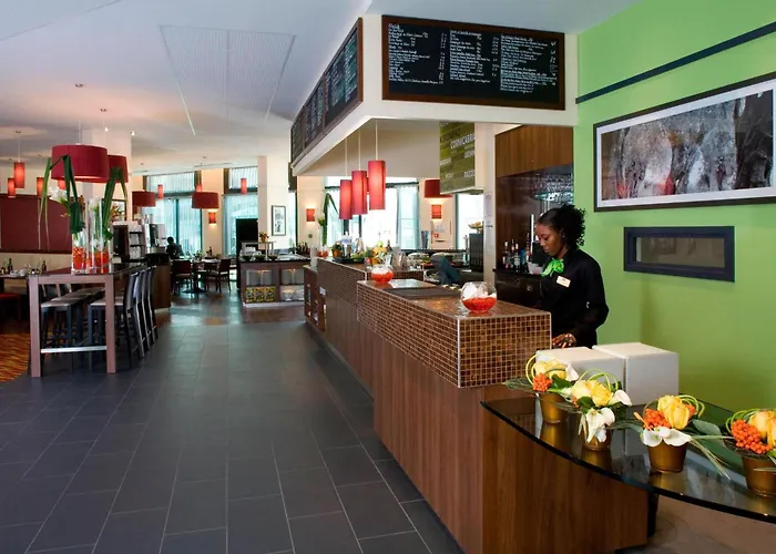 コートヤード バイ マリオット パリ サン ドニ ホテル 4*