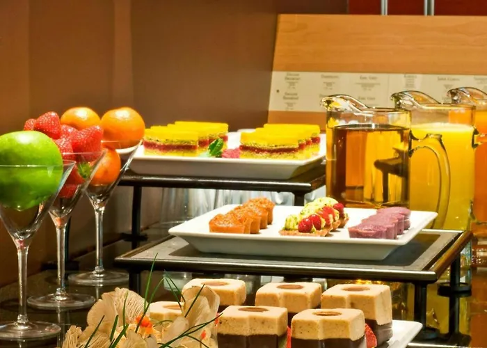 ホテル コートヤード バイ マリオット パリ サン ドニ 4*