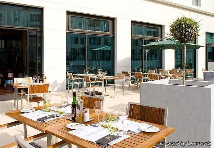 Hotel Courtyard By Marriott Paris Denis 4*