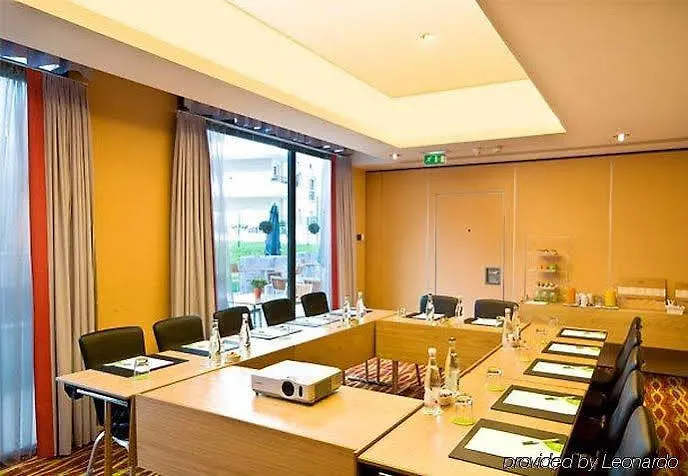 Courtyard By Marriott Paris Denis Saint-Denis (Seine-Saint-Denis)