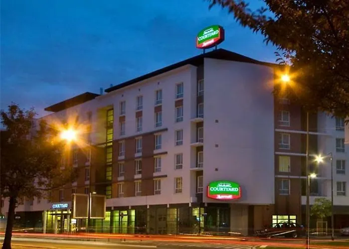 Courtyard By Marriott Paris Denis Saint-Denis (Seine-Saint-Denis)