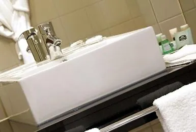 Courtyard By Marriott Paris Denis Hotel 4*